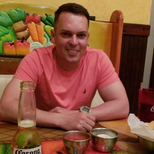 Meet your Posher, Raymond